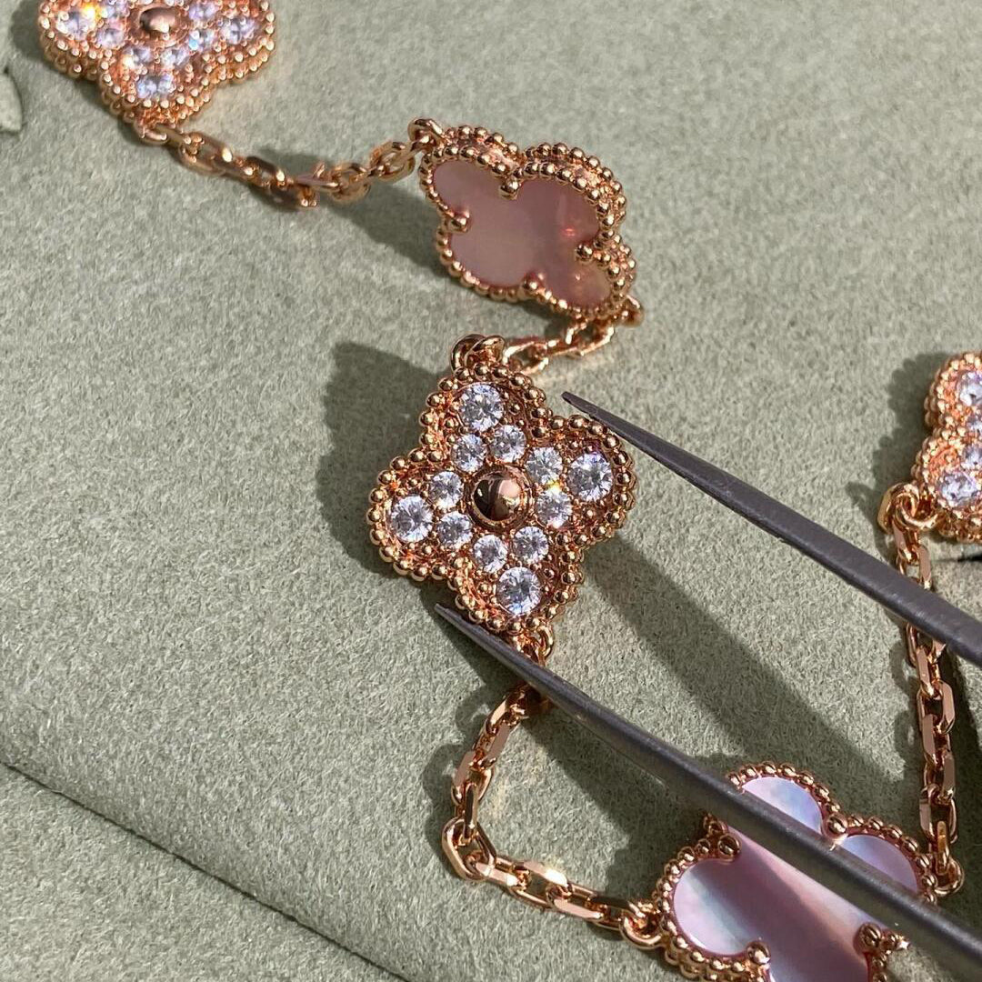 [Elara jewelsry ]CLOVER 10 MOTIFS DIAMOND PINK MOP NECKLACE