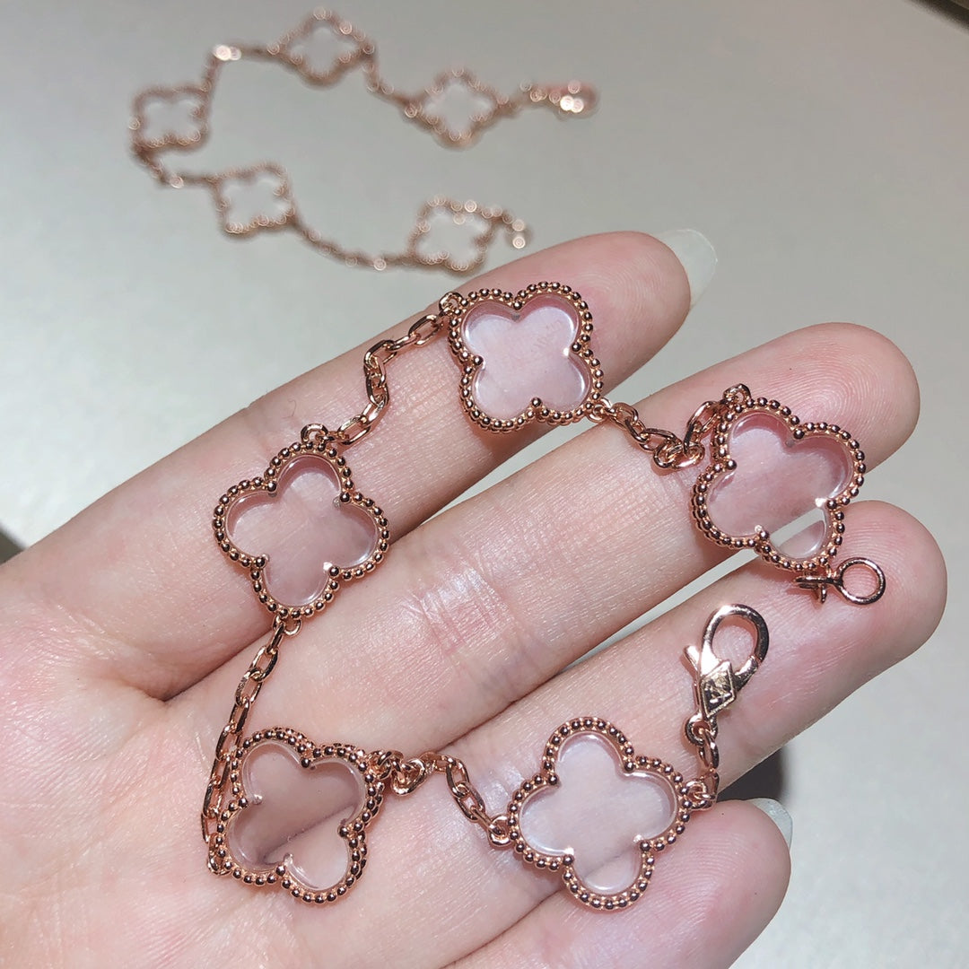 [Elara jewelsry ]CLOVER 5 MOTIF ROCK CRYSTAL BRACELET