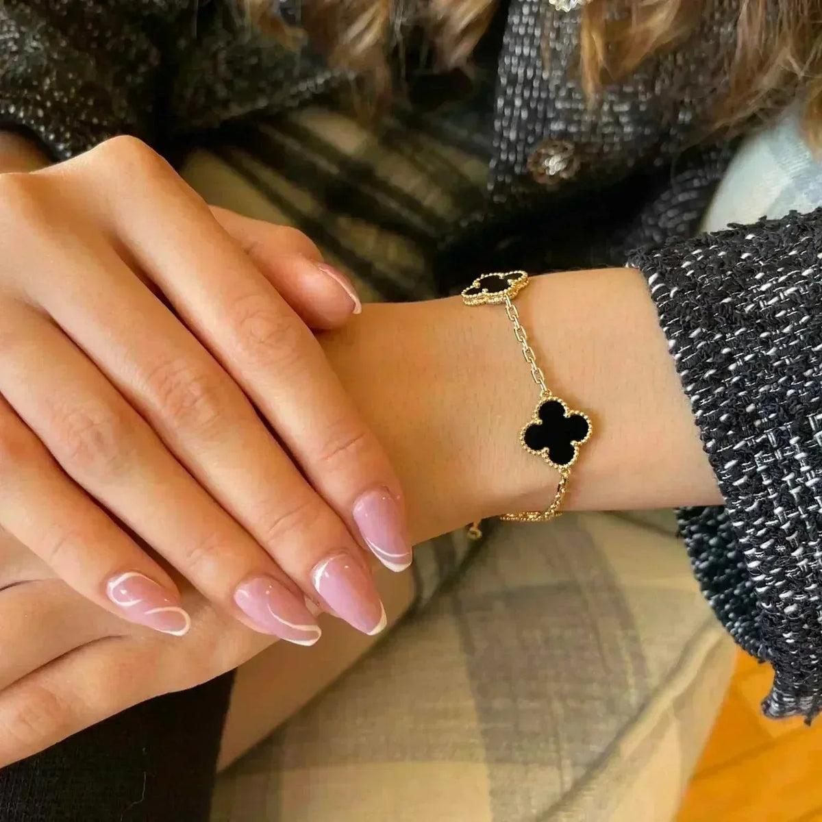 [Elara jewelsry ] CLOVER 5 MOTIF ONYXS BRACELET COLLECTION