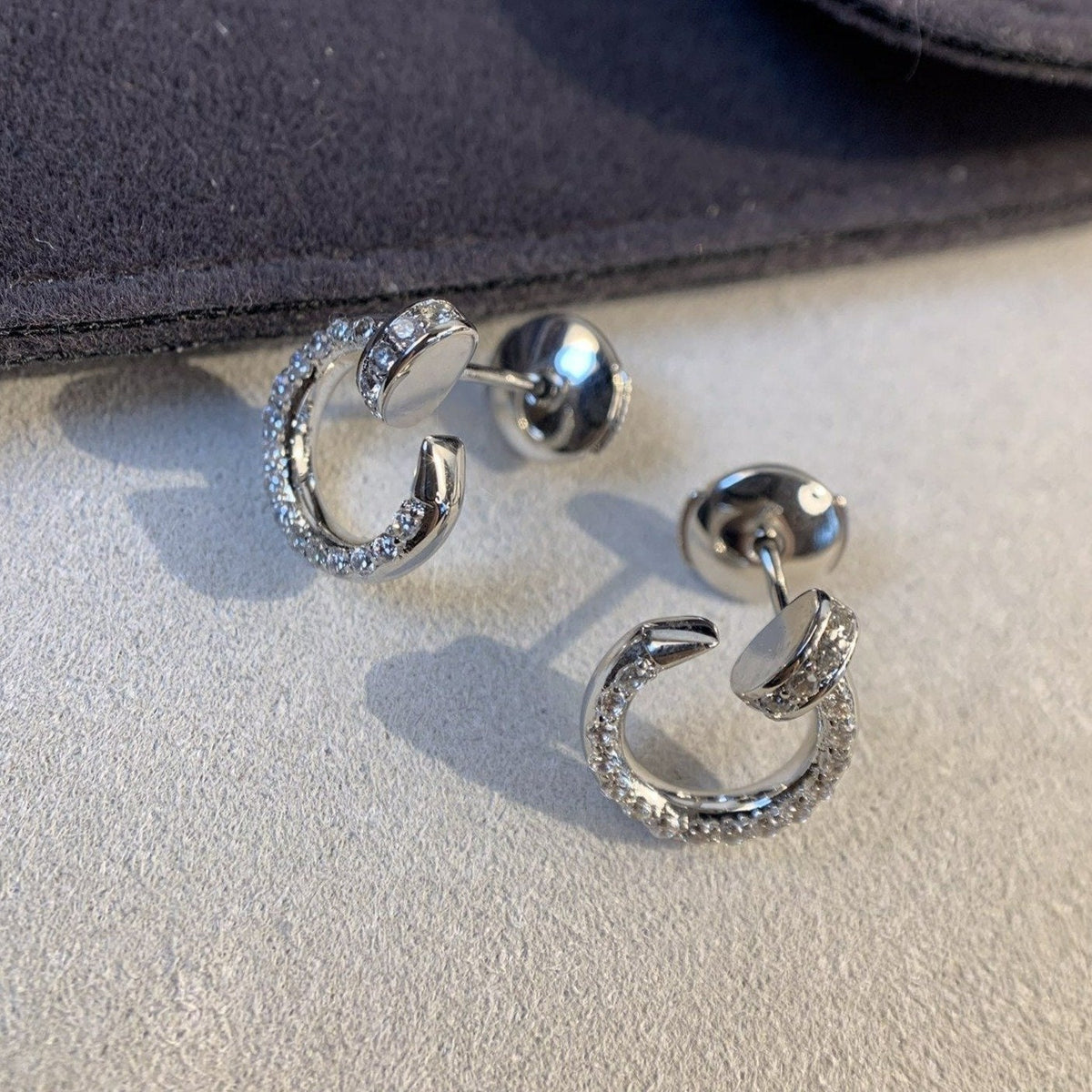[Elara jewelsry ]JUSTE EARRINGS SILVER DIAMONDS