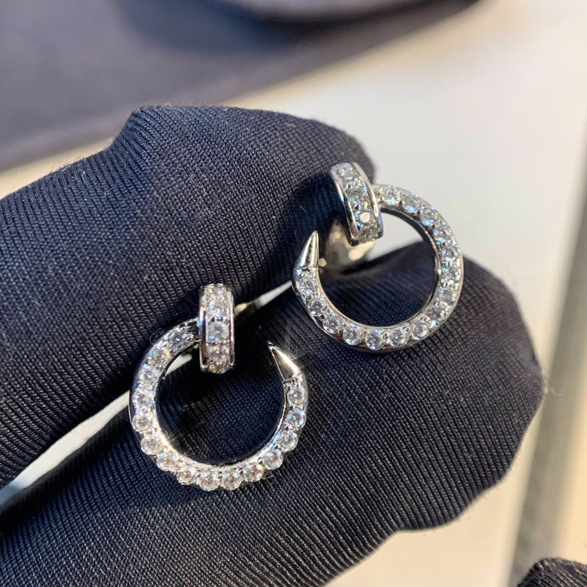 [Elara jewelsry ]JUSTE EARRINGS SILVER DIAMONDS