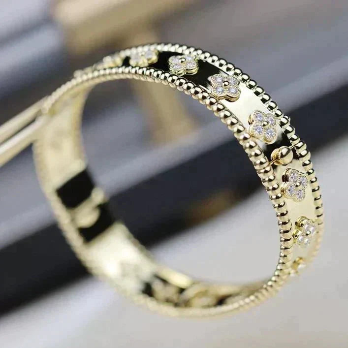 [Elara jewelsry ]CLOVER BRACELET 8MM DIAMONDS