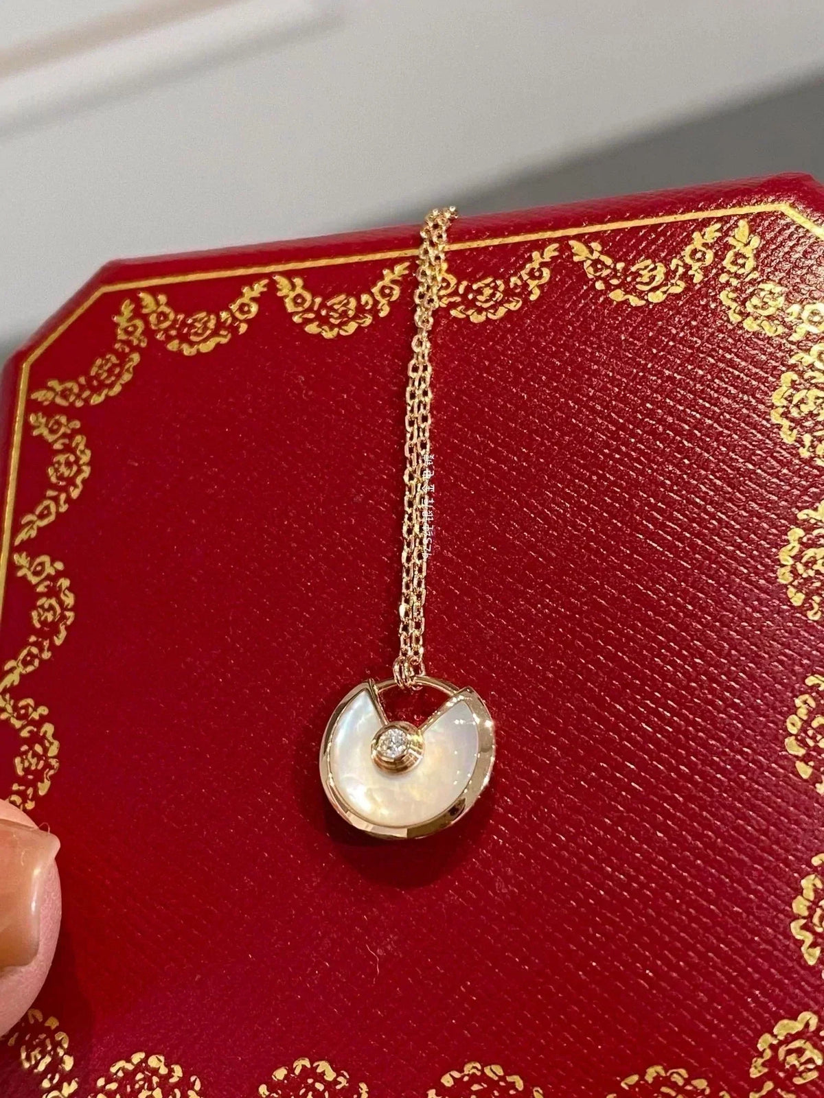 [Elara jewelsry ]AMULETTE ROSE GOLD MOP NECKLACE