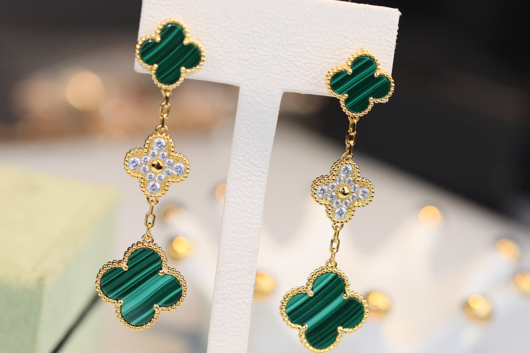 [Elara jewelsry ]CLOVER EARRINGS GOLD MALACHITE DIAMOND 3 MOTIF