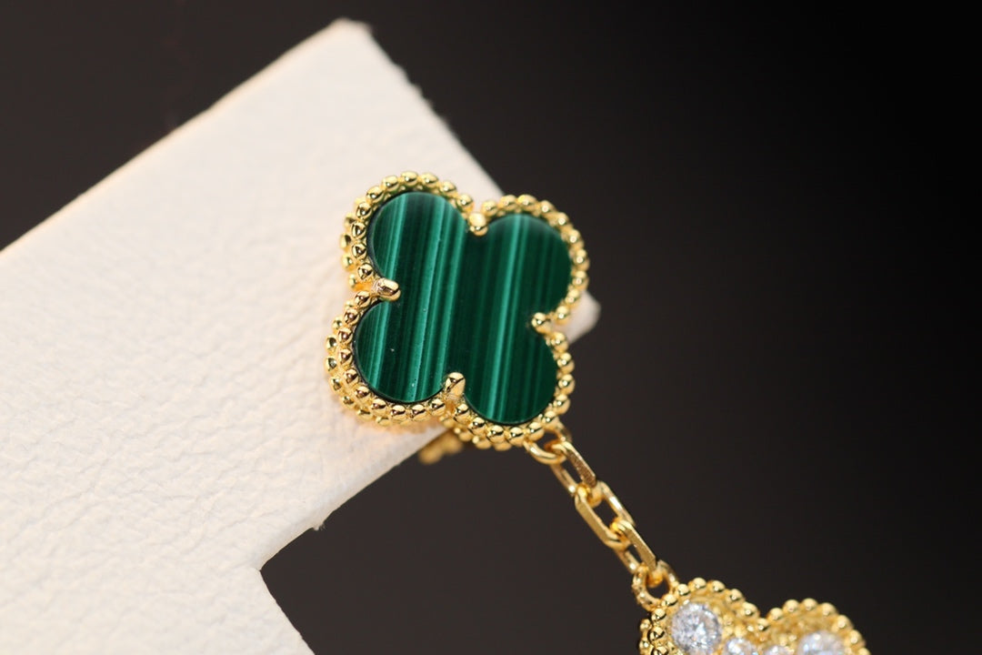 [Elara jewelsry ]CLOVER EARRINGS GOLD MALACHITE DIAMOND 3 MOTIF