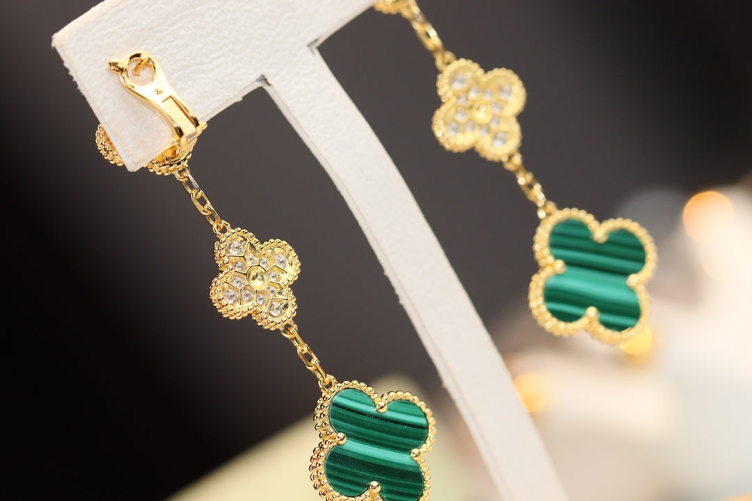 [Elara jewelsry ]CLOVER EARRINGS GOLD MALACHITE DIAMOND 3 MOTIF