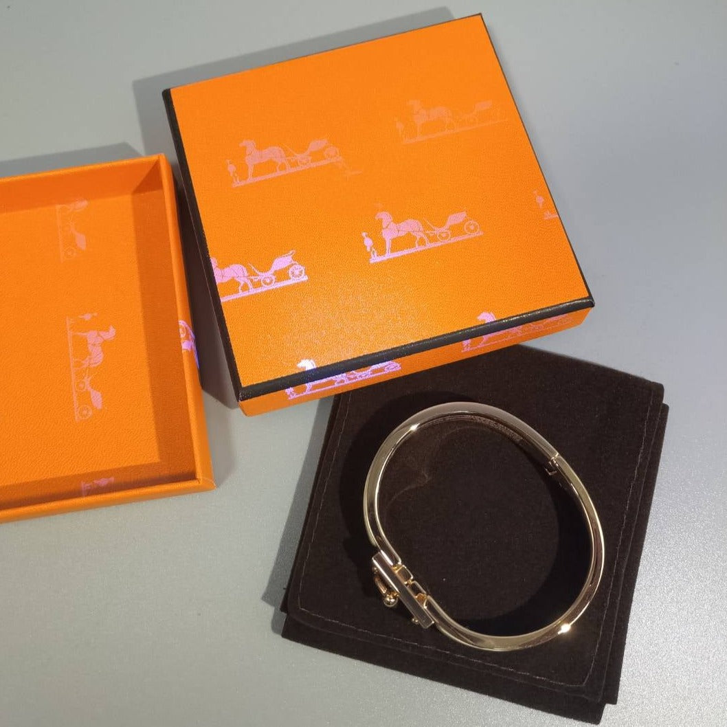 [Elara jewelsry ]H ROUGE BRACELET