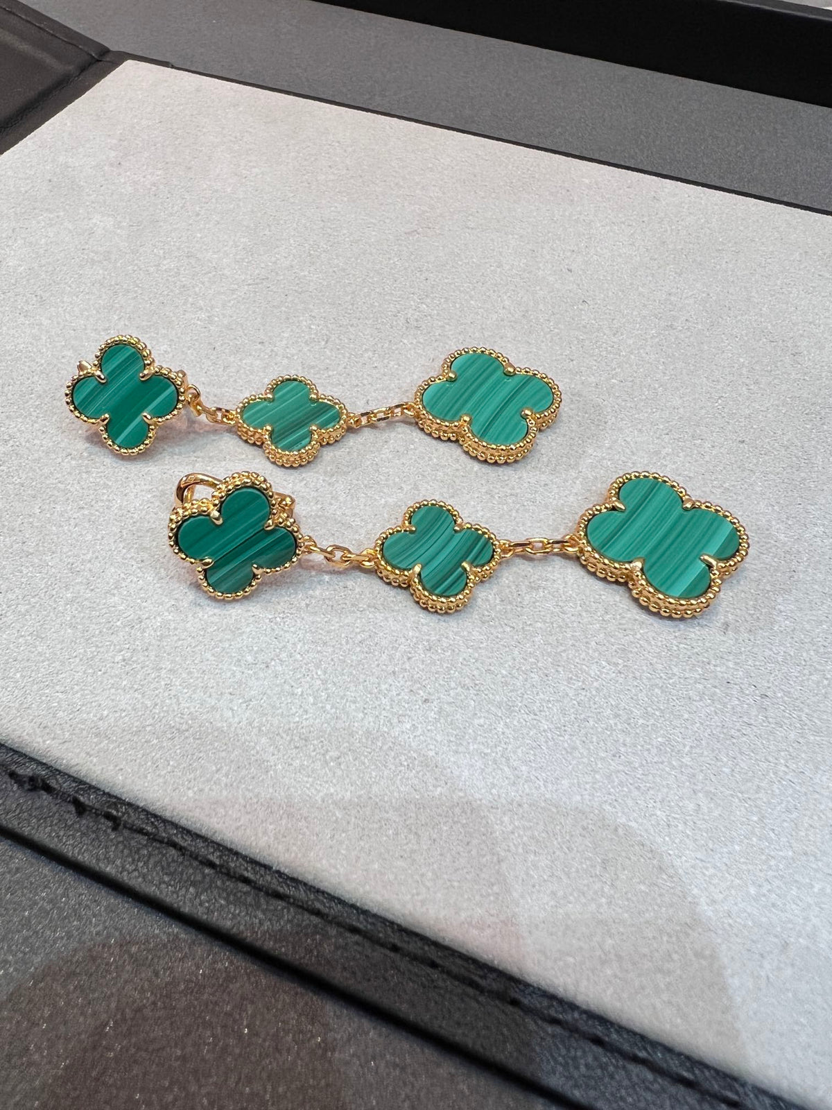 [Elara jewelsry ]CLOVER MALACHITE 3 MOTIFS GOLD