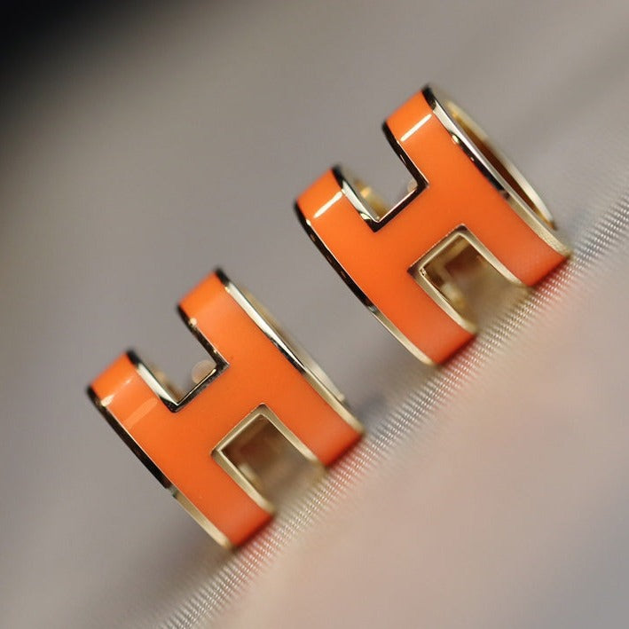 [Elara jewelsry ]MINI POP H EARRINGS ORANGE