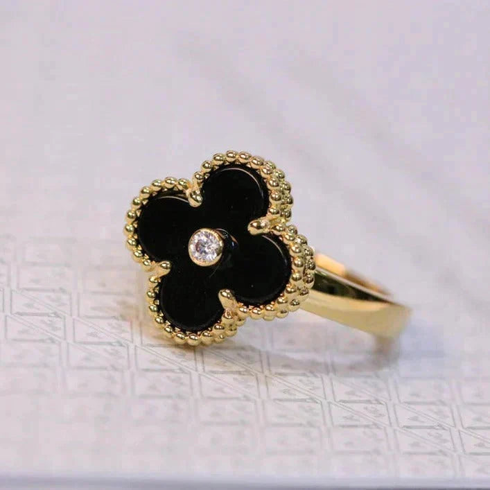 [Elara jewelsry ]CLOVER ONYX RING GOLD DIAMOND