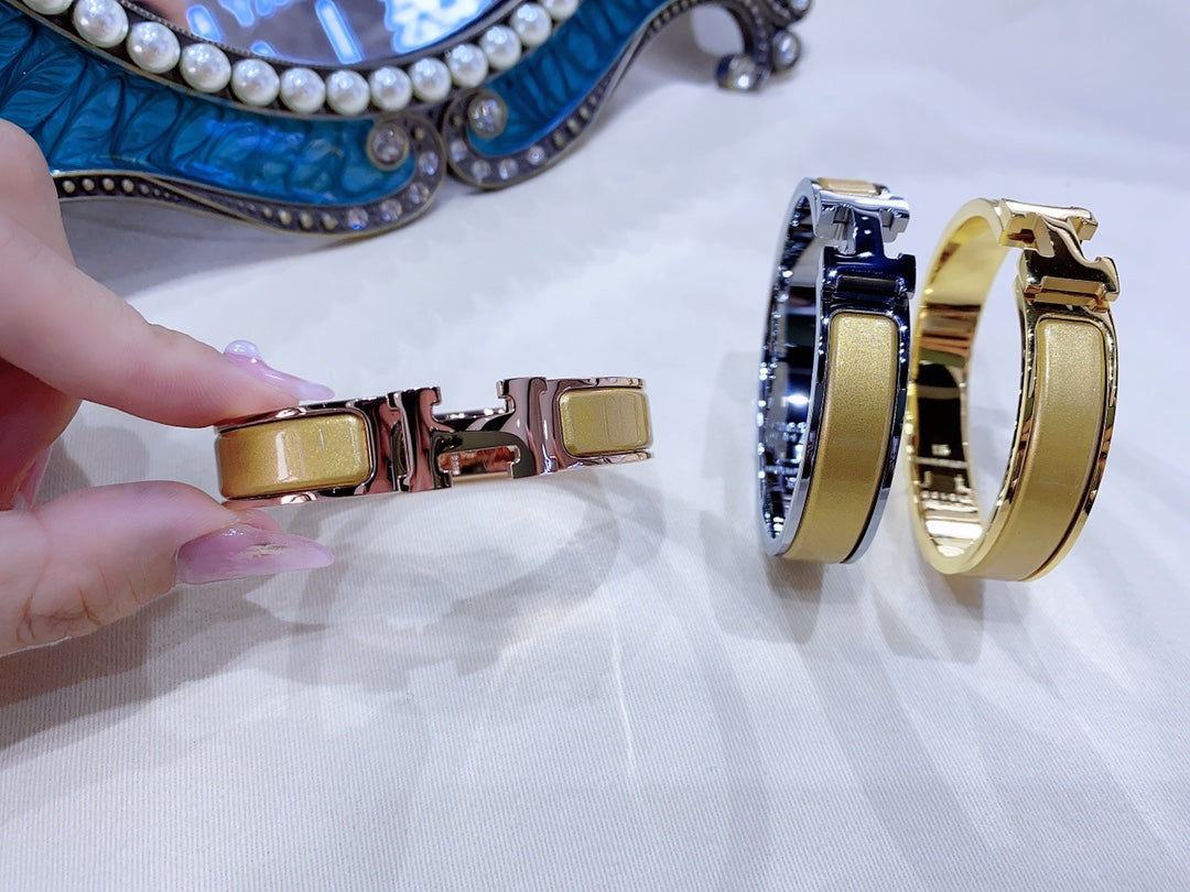 [Elara jewelsry ]H CHAMPAGNE BRACELET