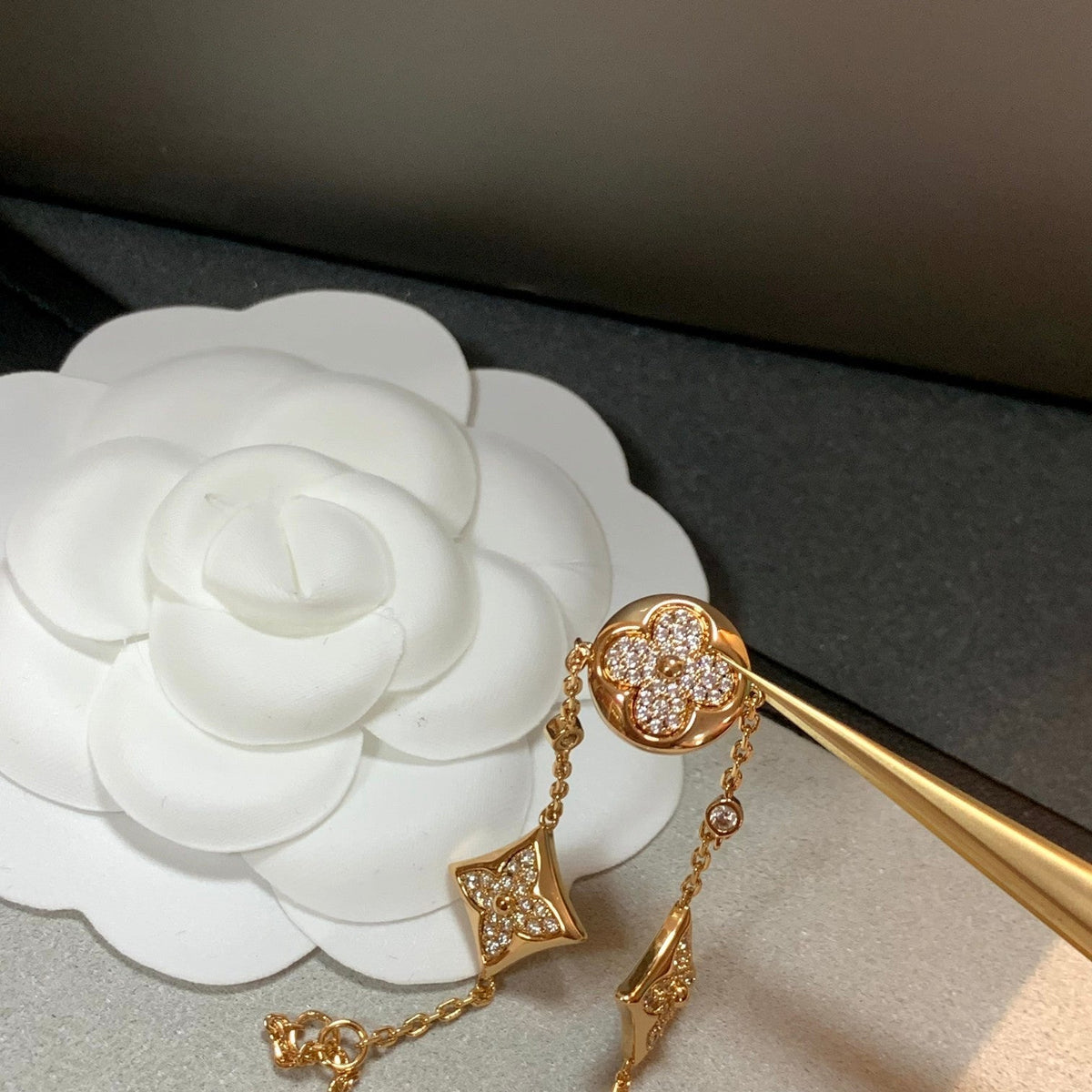 [Elara jewelsry ]STAR AND SUN 4 MOTIFS GOLD DIAMONDS BRACELET
