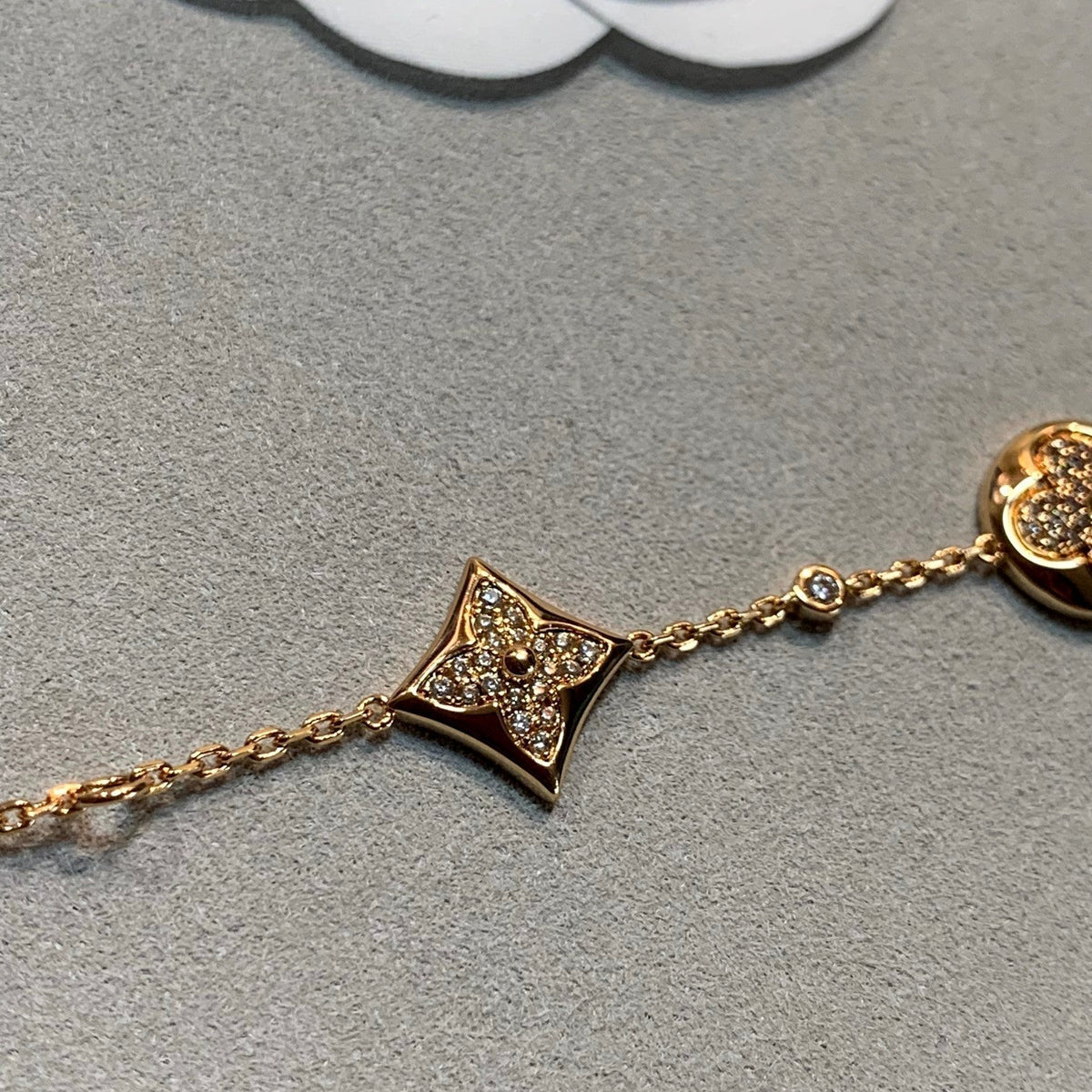 [Elara jewelsry ]STAR AND SUN 4 MOTIFS GOLD DIAMONDS BRACELET