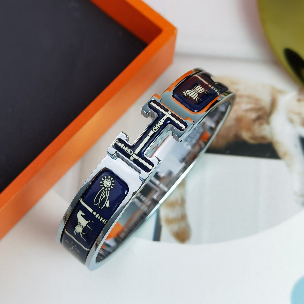 [Elara jewelsry ]H COUVERTURES DARK BLUE BRACELET
