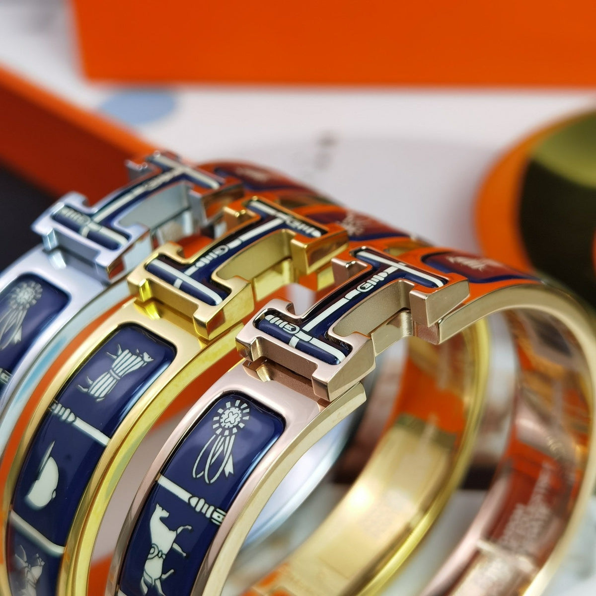 [Elara jewelsry ]H COUVERTURES DARK BLUE BRACELET