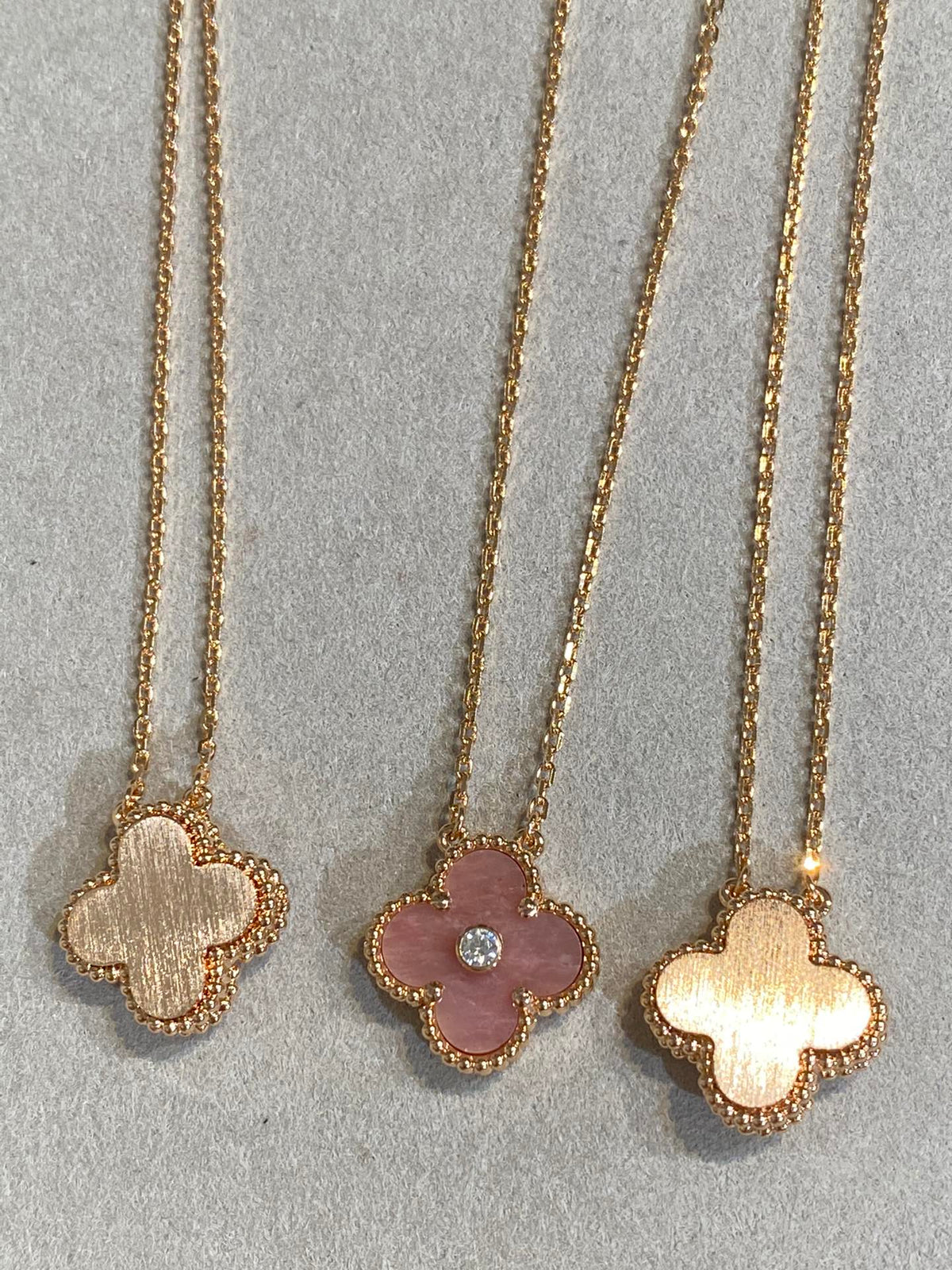 [Elara jewelsry ]CLOVER 15MM DIAMOND RHODONITE NECKLACE
