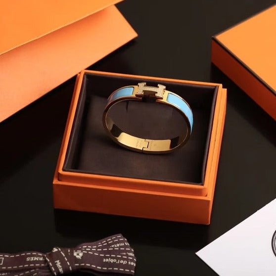 [Elara jewelsry ]H CLOUD BLUE BRACELET GOLD DIAMOND