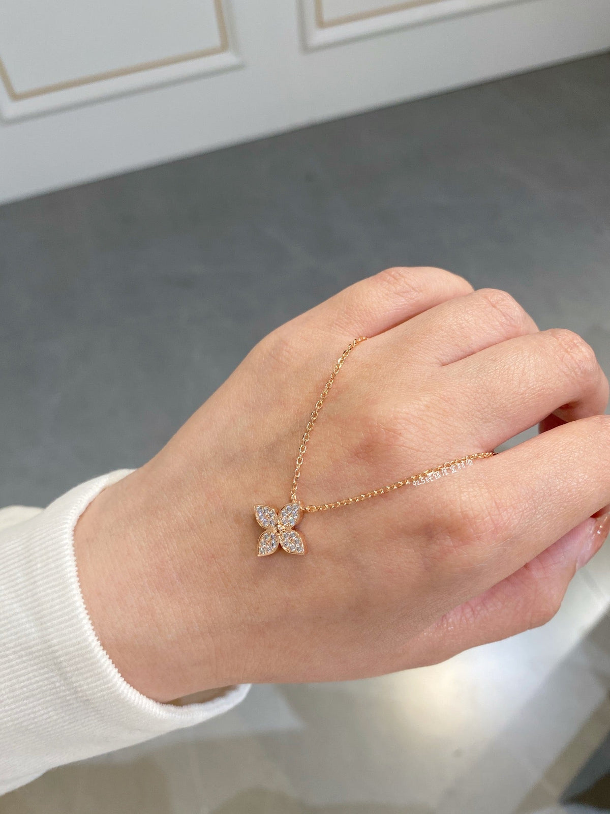 [Elara jewelsry ]STAR DIAMOND NECKALCE