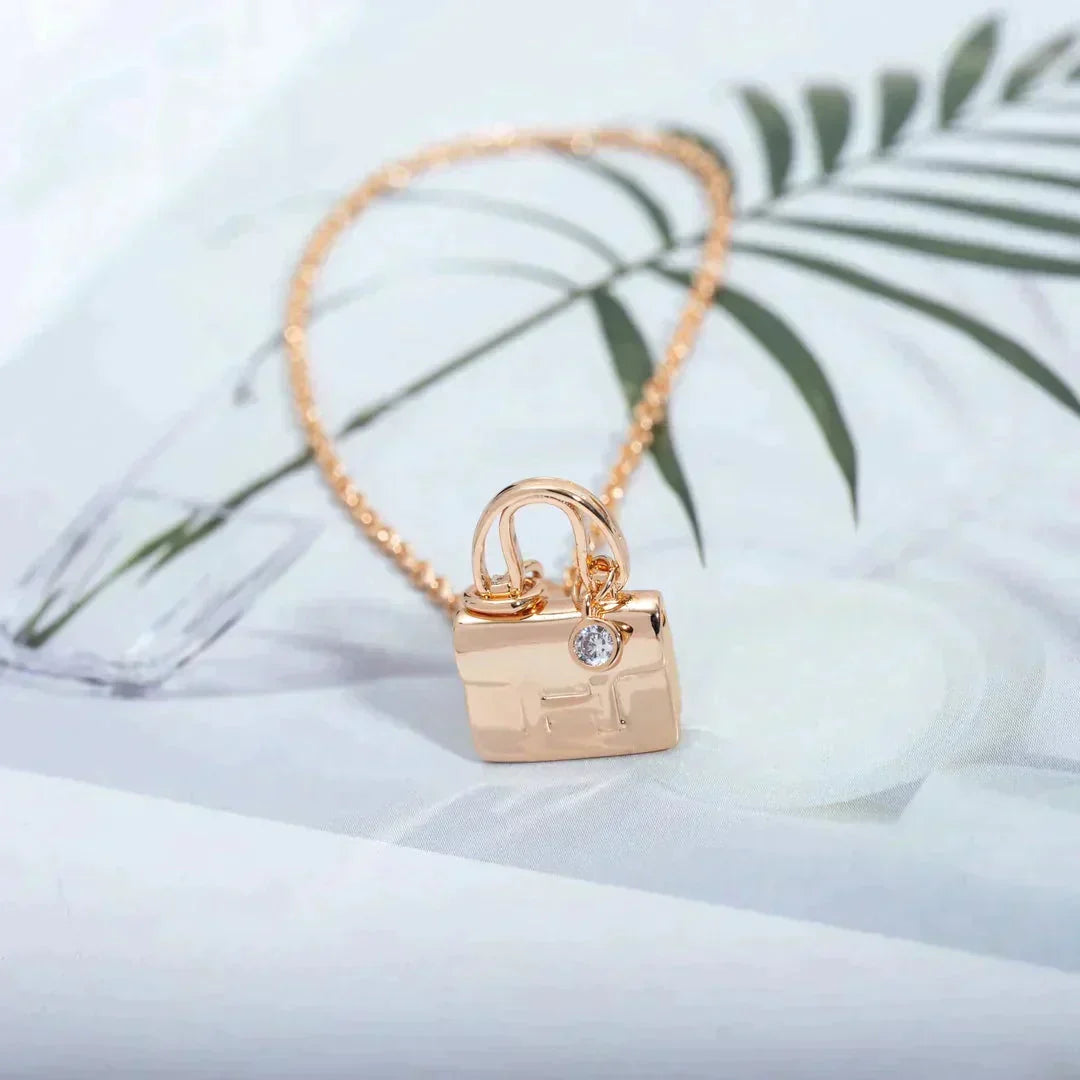 [Elara jewelsry ]AMULETTE PEDANT ROSE GOLD NECKLACE