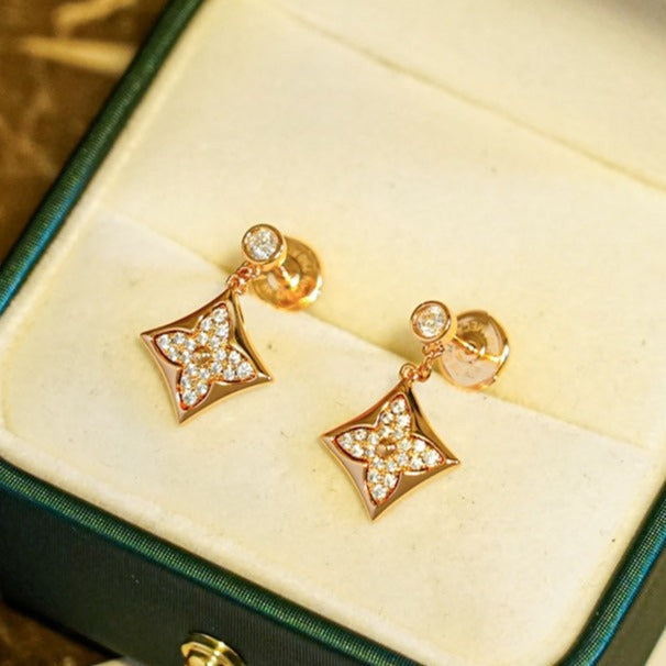 [Elara jewelsry ]STAR DIAMONDS EARRINGS GOLD