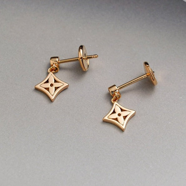 [Elara jewelsry ]STAR EARRINGS GOLD