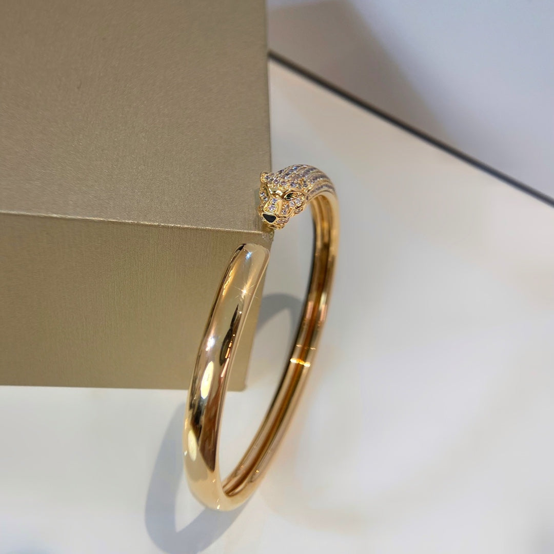[Elara jewelsry ]PANTHERE GOLD DIAMOND OPEN BRACELET
