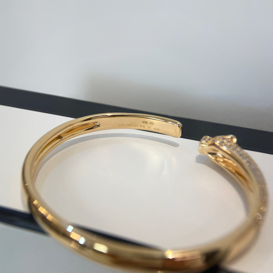[Elara jewelsry ]PANTHERE GOLD DIAMOND OPEN BRACELET