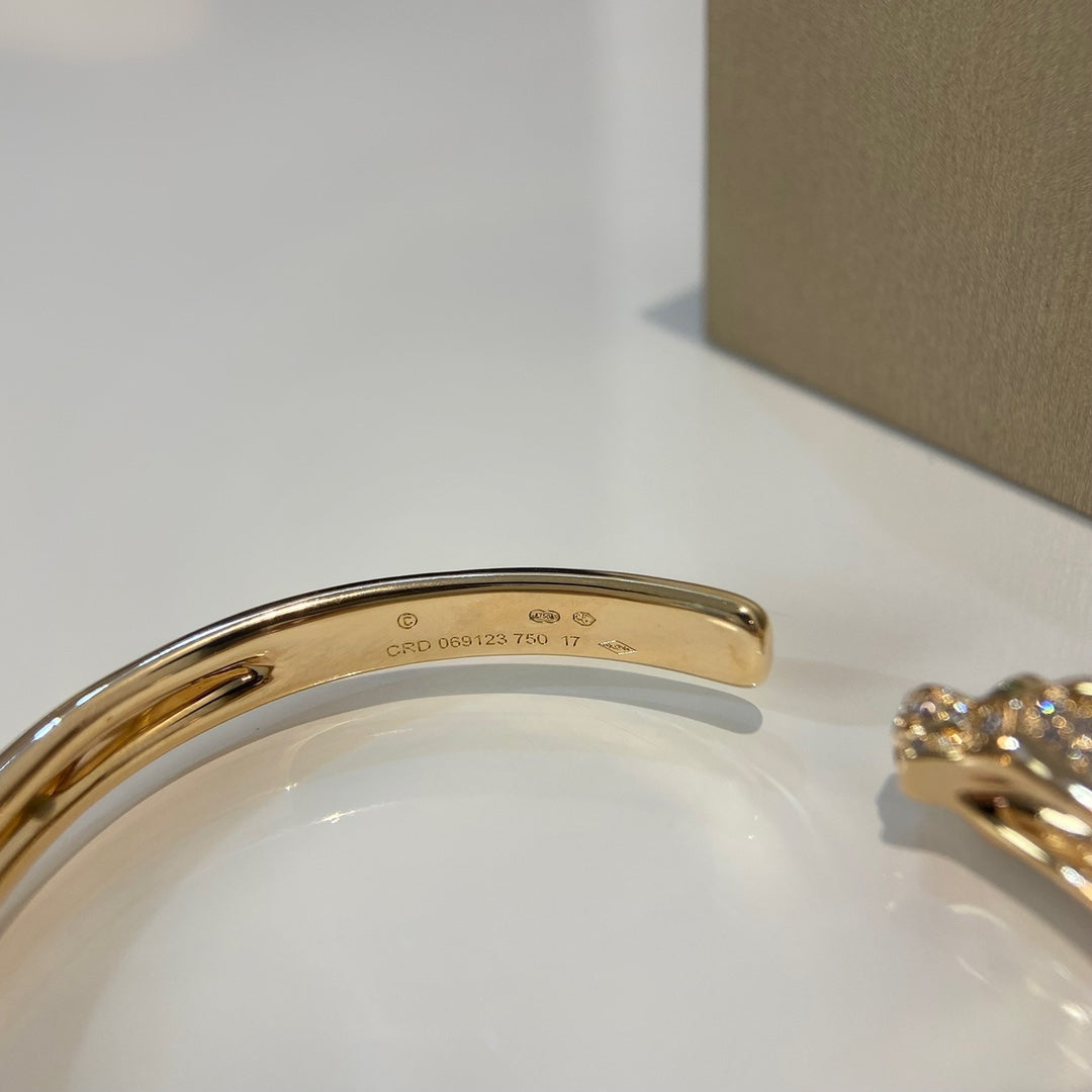 [Elara jewelsry ]PANTHERE GOLD DIAMOND OPEN BRACELET
