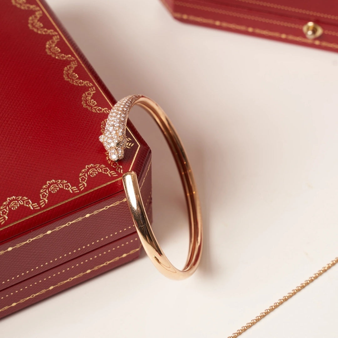 [Elara jewelsry ]PANTHERE ROSE GOLD DIAMOND OPEN BRACELET
