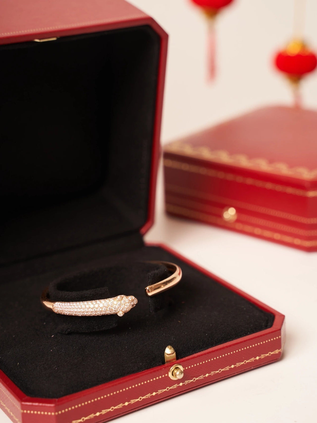 [Elara jewelsry ]PANTHERE ROSE GOLD DIAMOND OPEN BRACELET