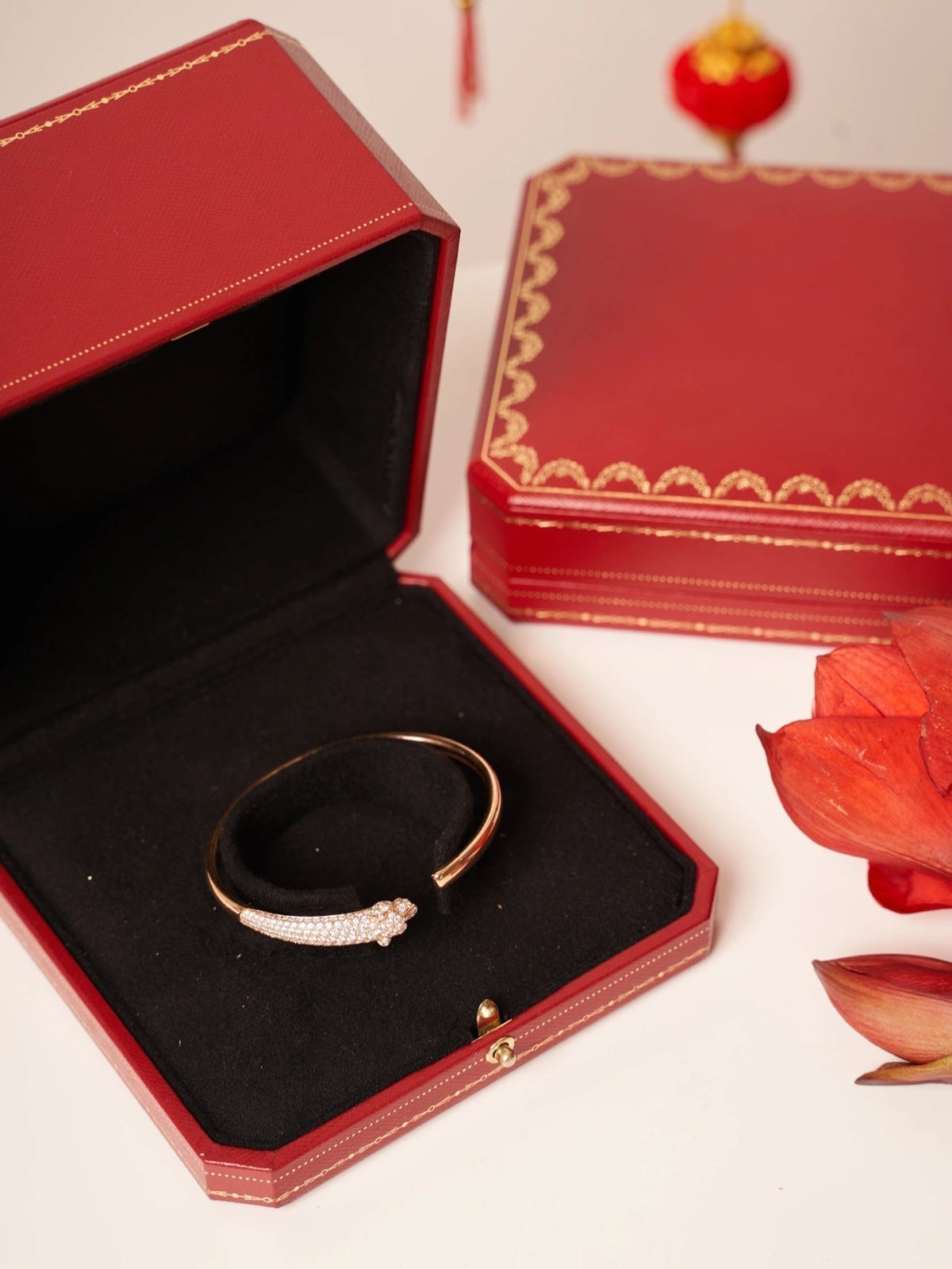 [Elara jewelsry ]PANTHERE ROSE GOLD DIAMOND OPEN BRACELET