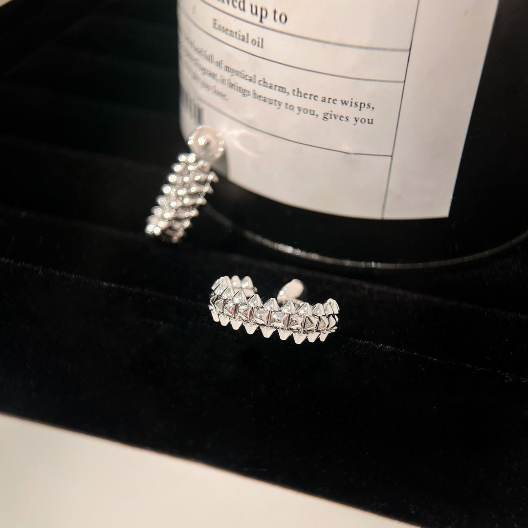 [Elara jewelsry ]CLASH EARRINGS