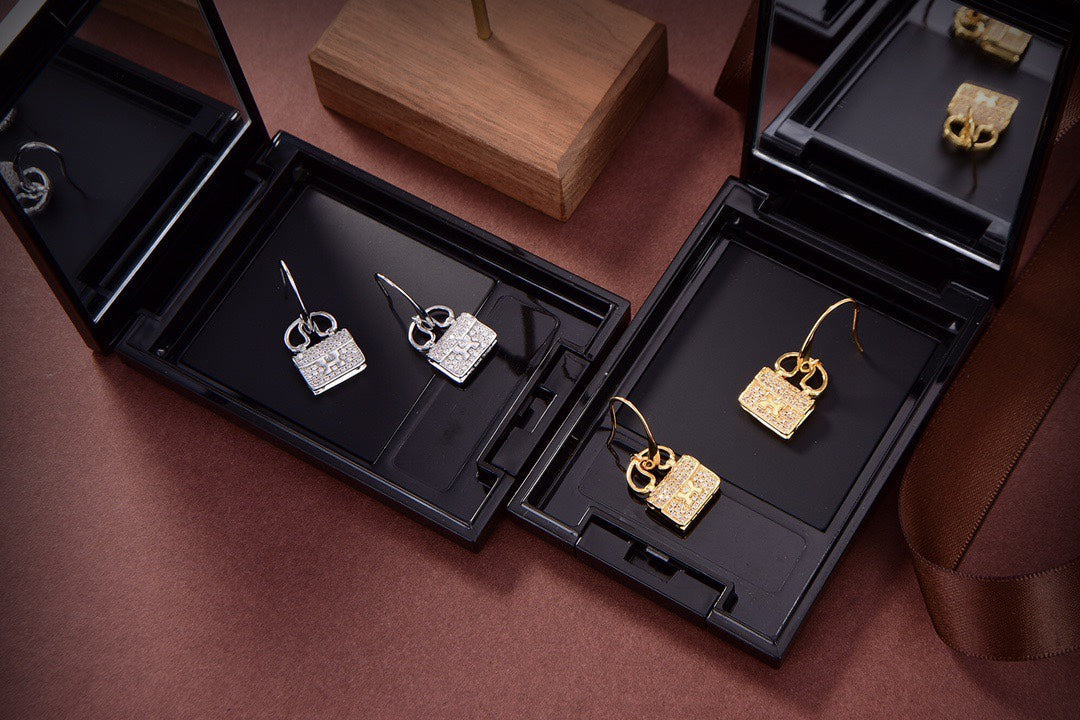 [Elara jewelsry ]KELLY DIAMOND EARRINGS