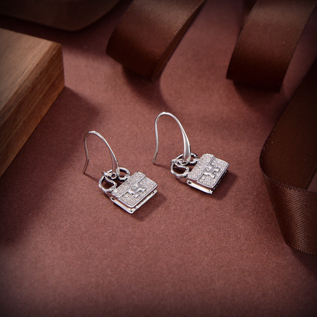 [Elara jewelsry ]KELLY DIAMOND EARRINGS