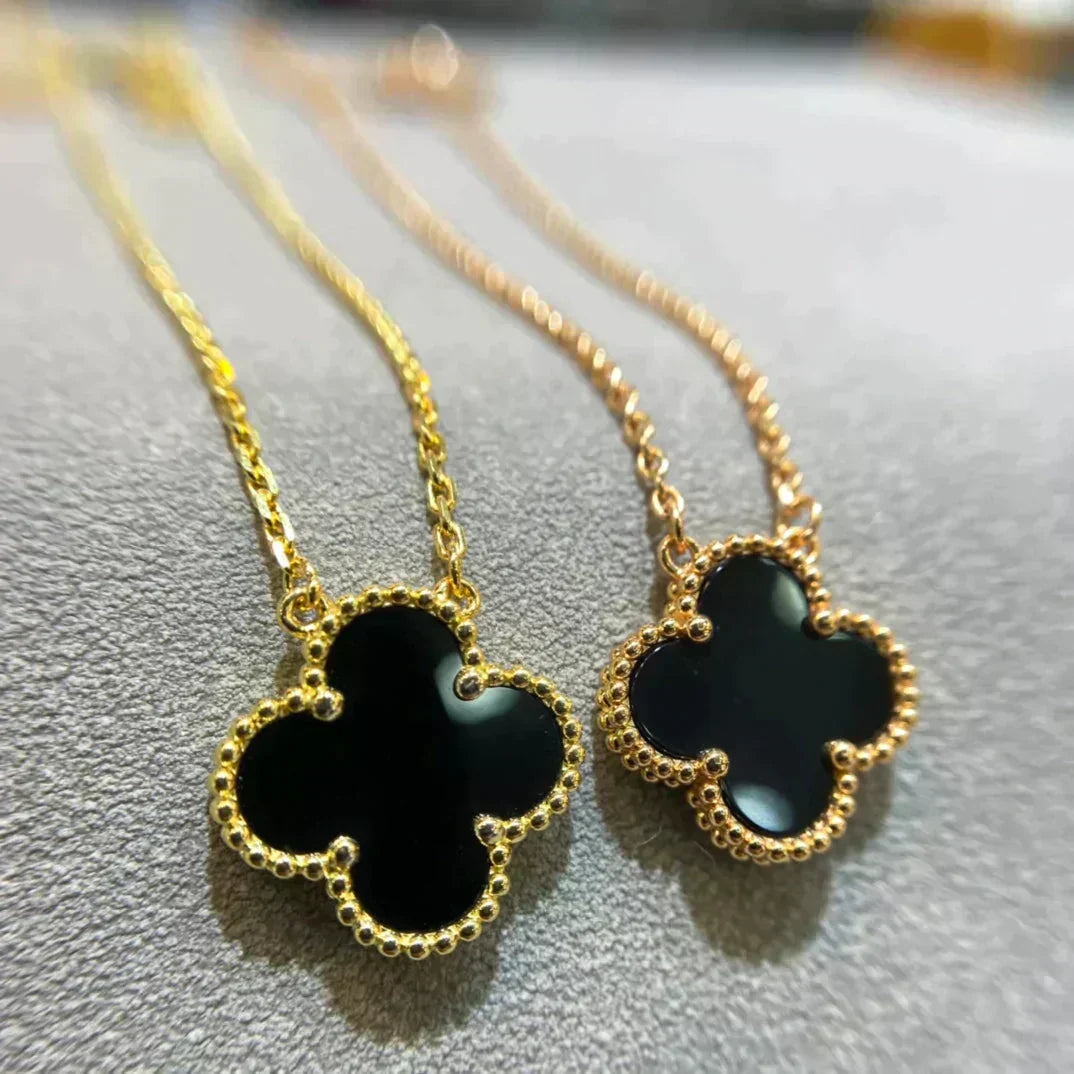 [Elara jewelsry ]CLOVER 15MM BLACK ONYX SINGLE FLOWER NECKLACE