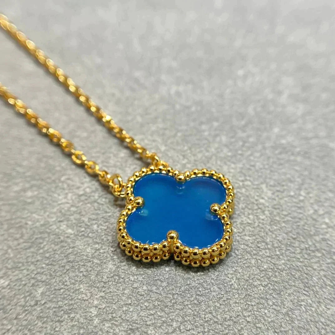 [Elara jewelsry ]CLOVER 15MM BLUE AGATE NECKLACE