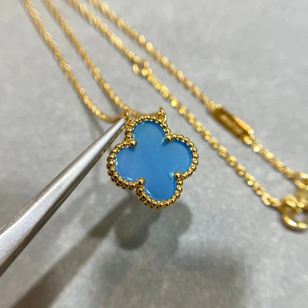[Elara jewelsry ]CLOVER 15MM BLUE AGATE NECKLACE