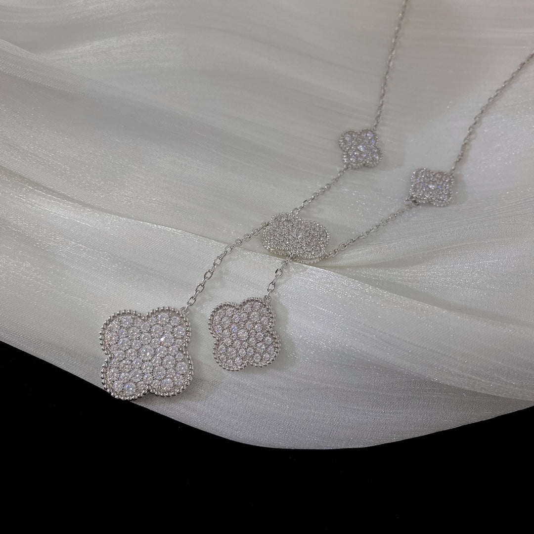 [Elara jewelsry ]CLOVER 5 MOTIFS SILVER DIAMONDS NECKLACE