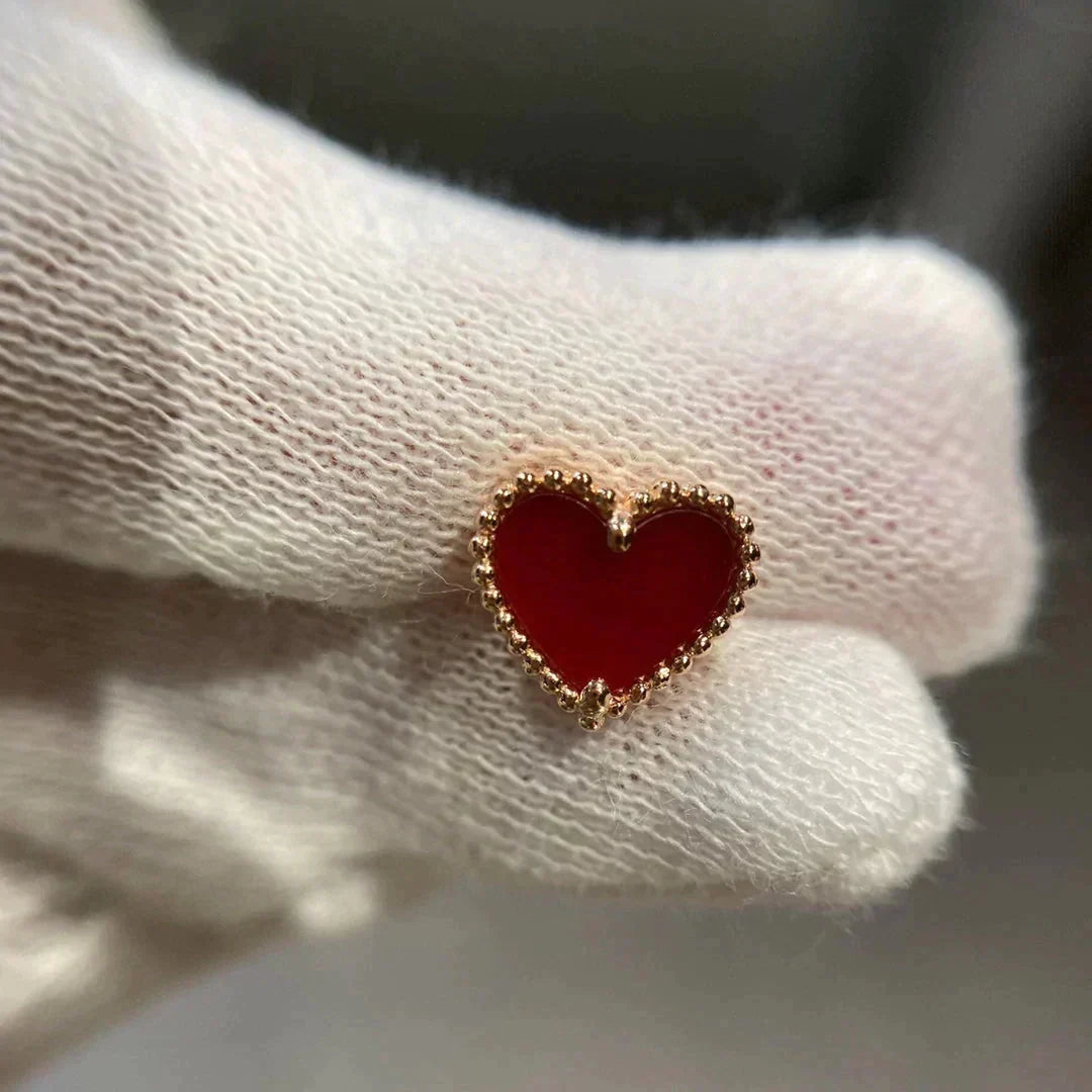[Elara jewelsry ]HEART CARNELIAN STUD EARRINGS