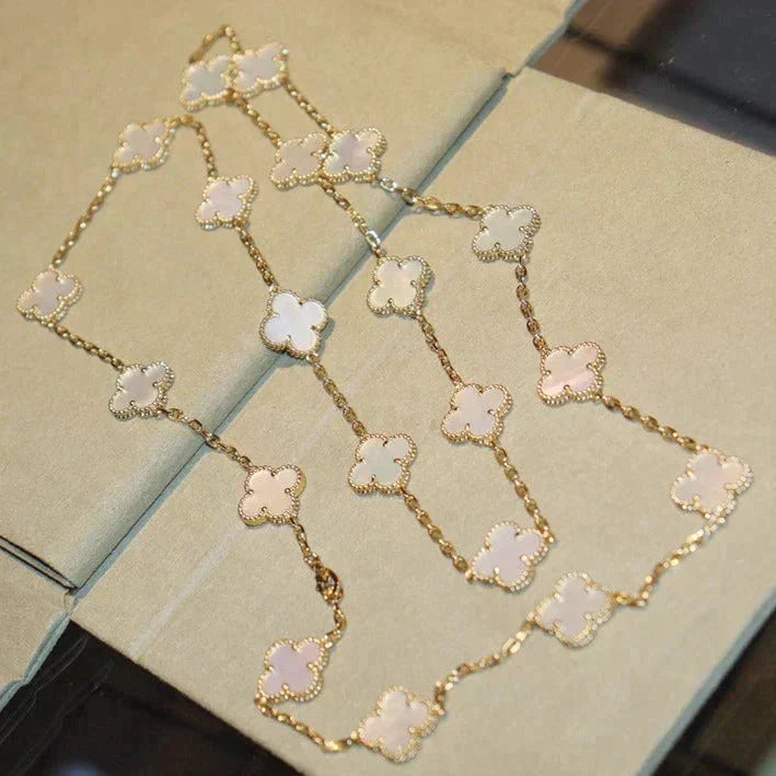 [Elara jewelsry ]CLOVER 20 MOTIFS WHITE MOP NECKLACE