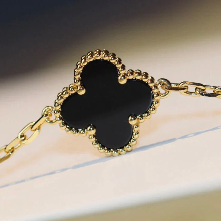 [Elara jewelsry ]CLOVER 20 MOTIFS ONYX NECKLACE