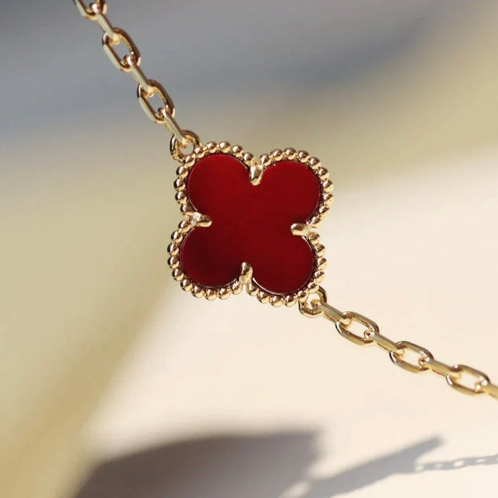 [Elara jewelsry ]CLOVER 20 MOTIFS CARNELIAN NECKLACE