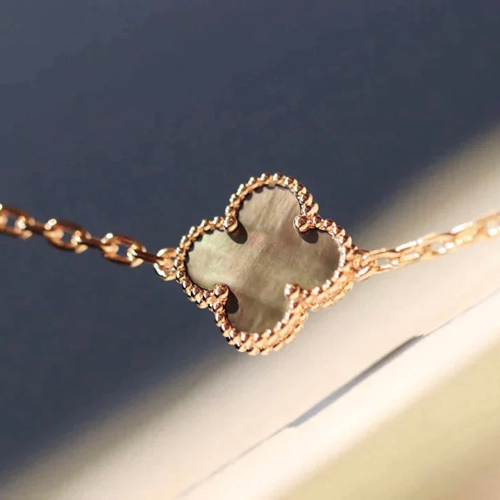 [Elara jewelsry ]CLOVER 20 MOTIFS DARK MOP DIAMOND  NECKLACE