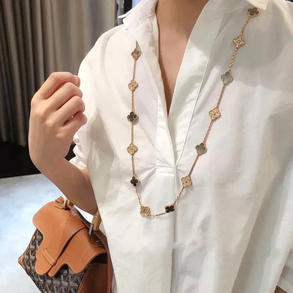 [Elara jewelsry ]CLOVER 20 MOTIFS DARK MOP DIAMOND  NECKLACE