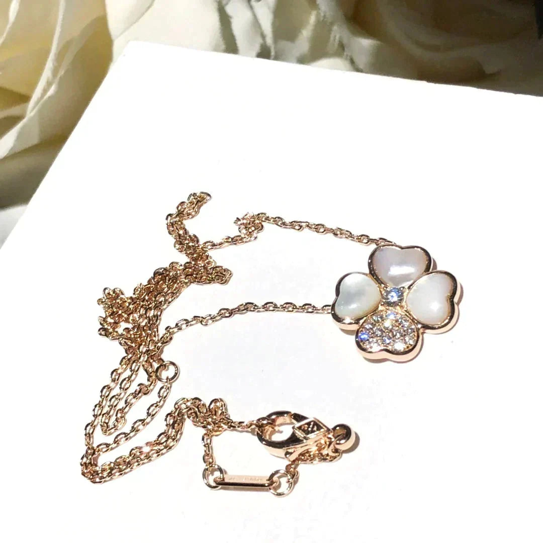 [Elara jewelsry ]CLOVER MOP DIAMOND ROSE GOLD NECKLACE