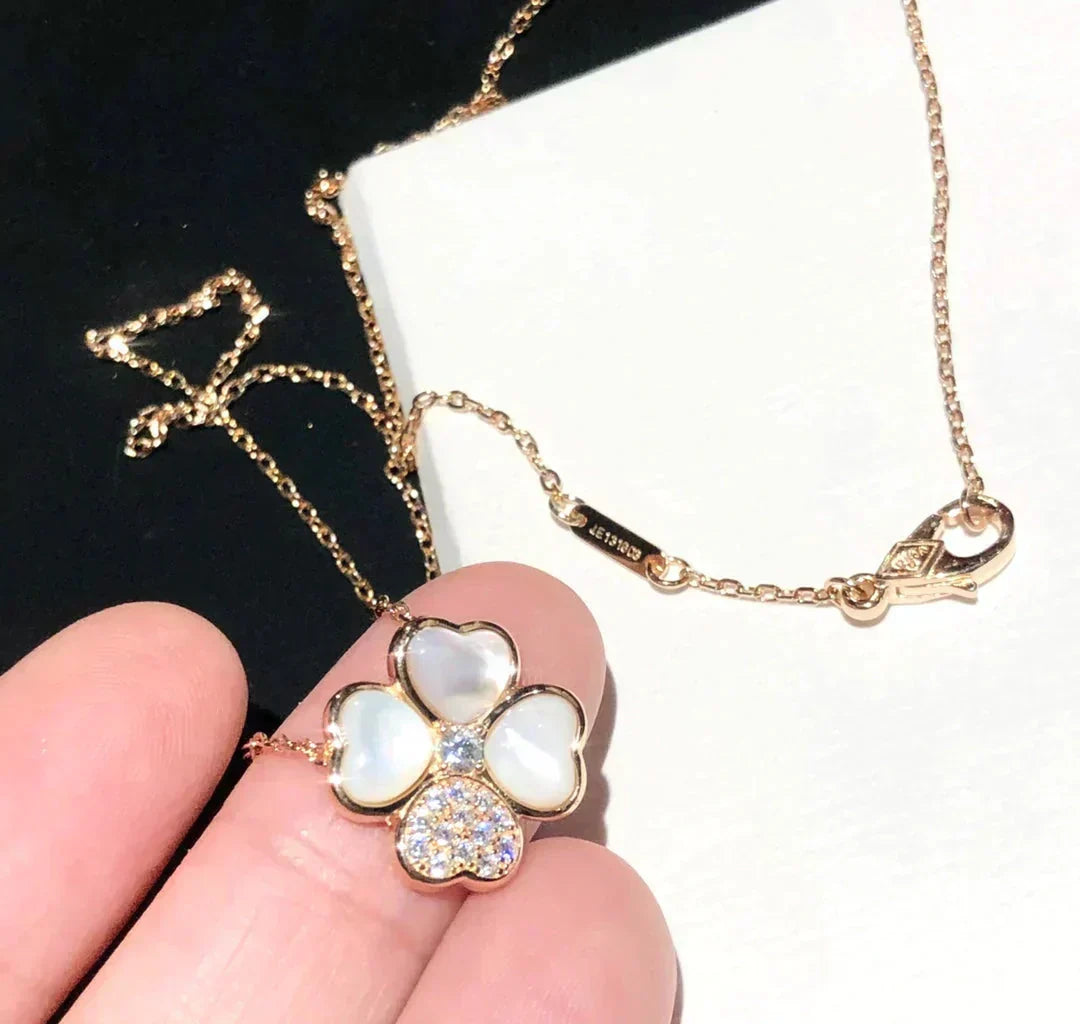 [Elara jewelsry ]CLOVER MOP DIAMOND ROSE GOLD NECKLACE