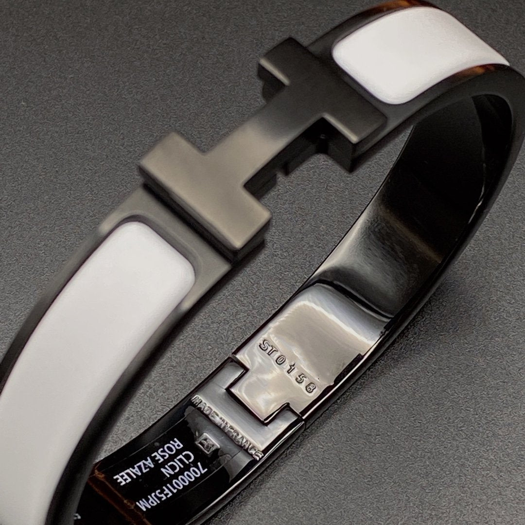 [Elara jewelsry ]H BRACELET 12MM BLACK WHITE CERAMIC