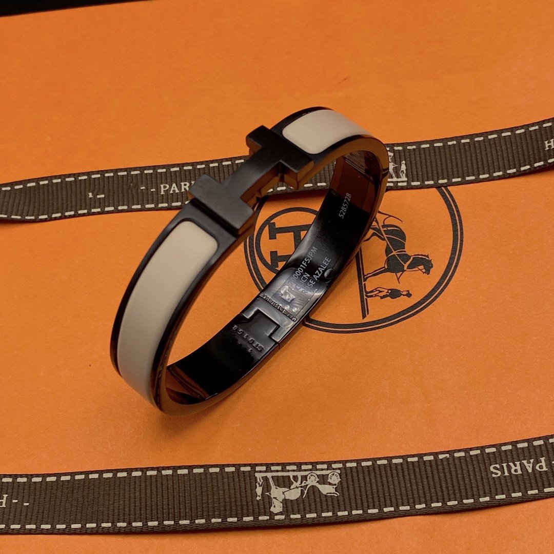 [Elara jewelsry ]H BRACELET 12MM BLACK BEIGE CERAMIC