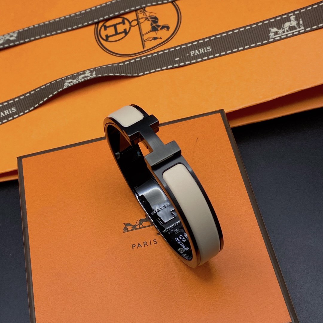 [Elara jewelsry ]H BRACELET 12MM BLACK BEIGE CERAMIC