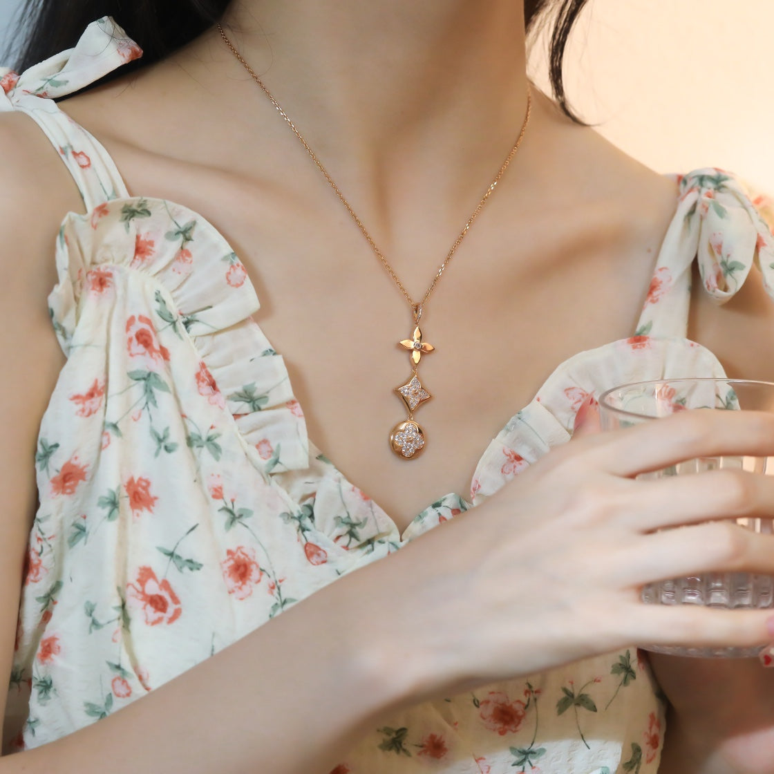 [Elara jewelsry ]STAR AND SUN DIAMOND PINK GOLD NECKLACE